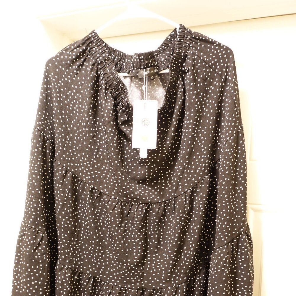 NWT Woman's black skirt from MeroKitty.